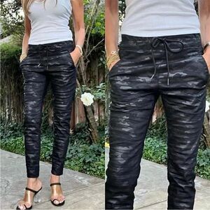 Bevy Flog Shely Dark Black Camo Casual Jogger Pants Women's Draw String Size 30